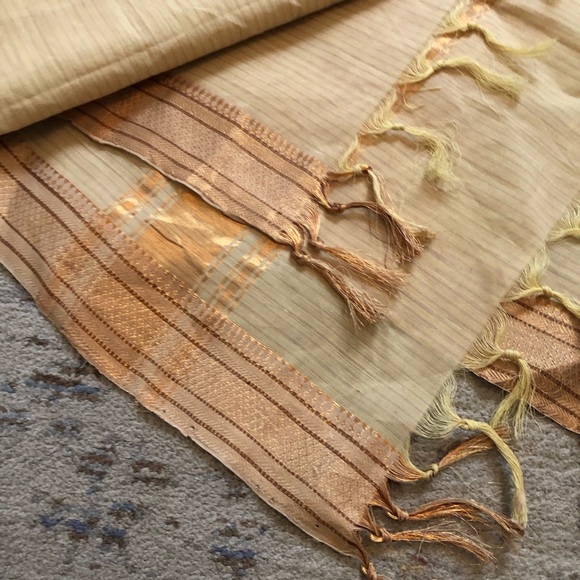 Beige and Tan cotton Woven Scarf with metallic threads 46” x 88” - Picture 2 of 3